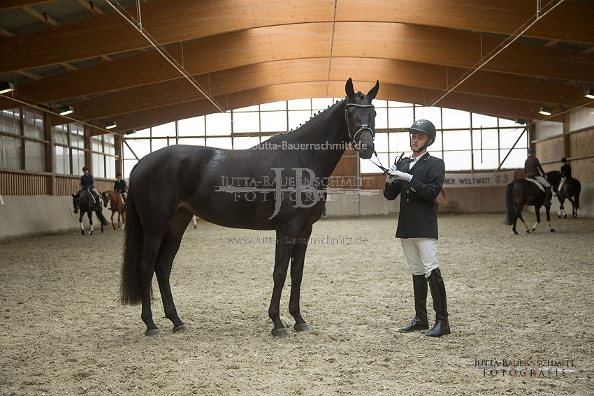 Preview 17-SLP-Kalamaika_JB_83182.JPG