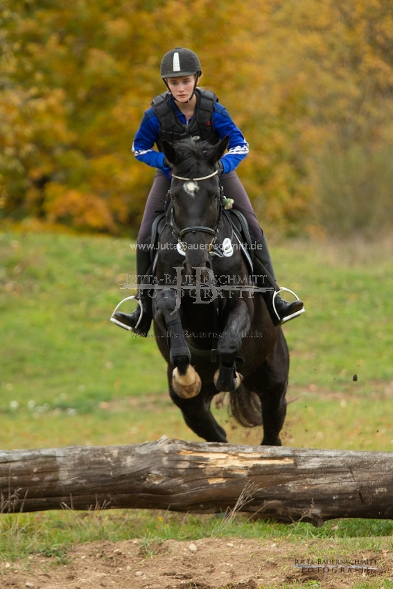 Preview 18-VSSued-AllSheWants_JB_07148.jpg